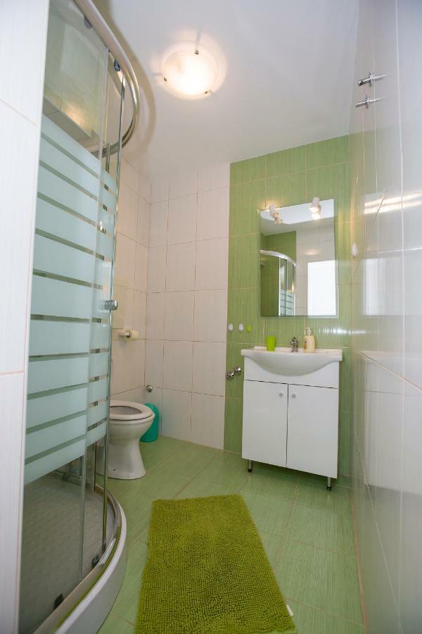 Apartmani Cindric Карлобаг Экстерьер фото